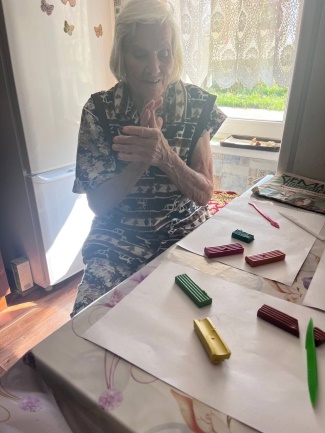 Пластилиновая терапия с получателями социальных услуг