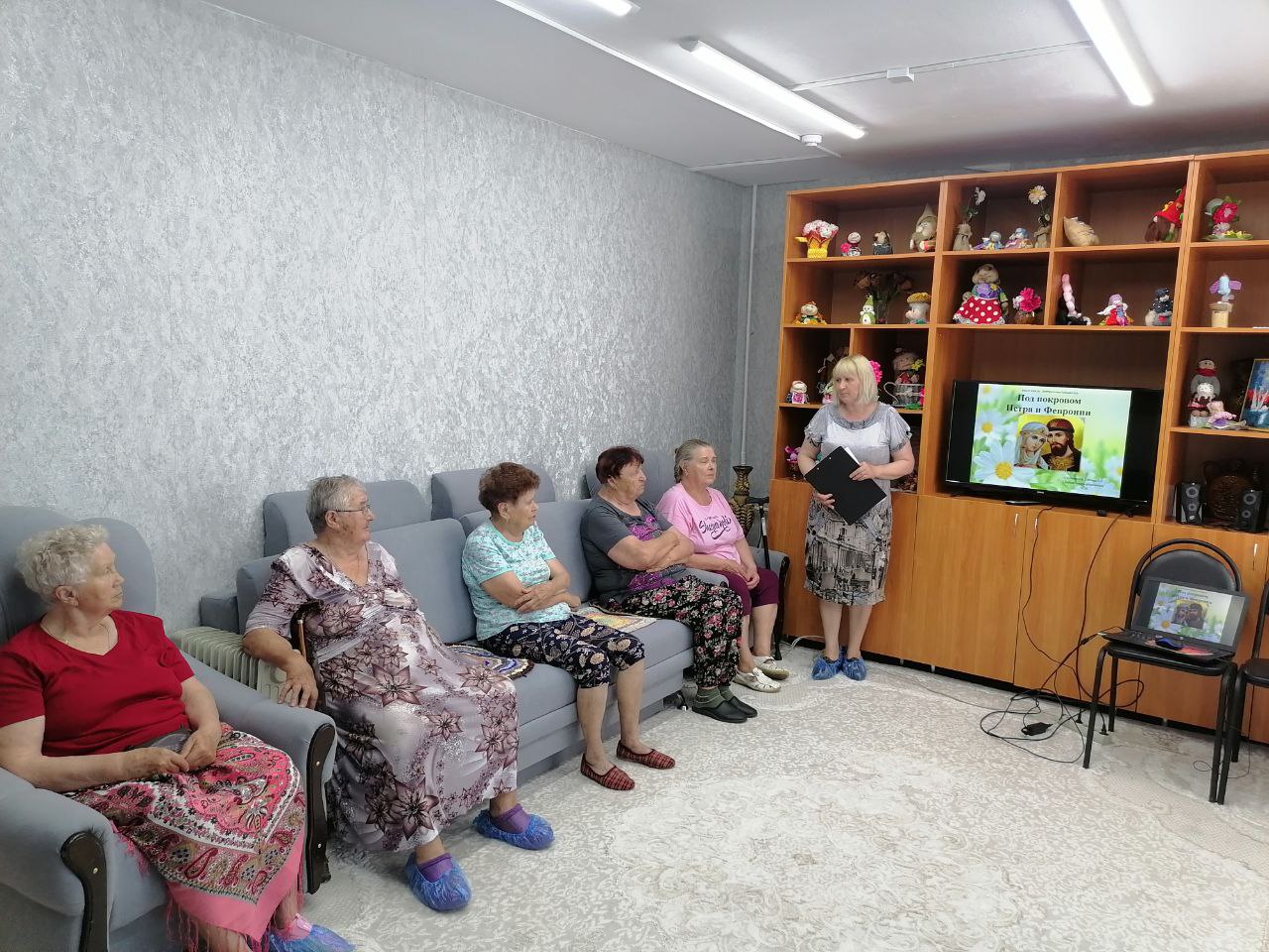 Познавательный час