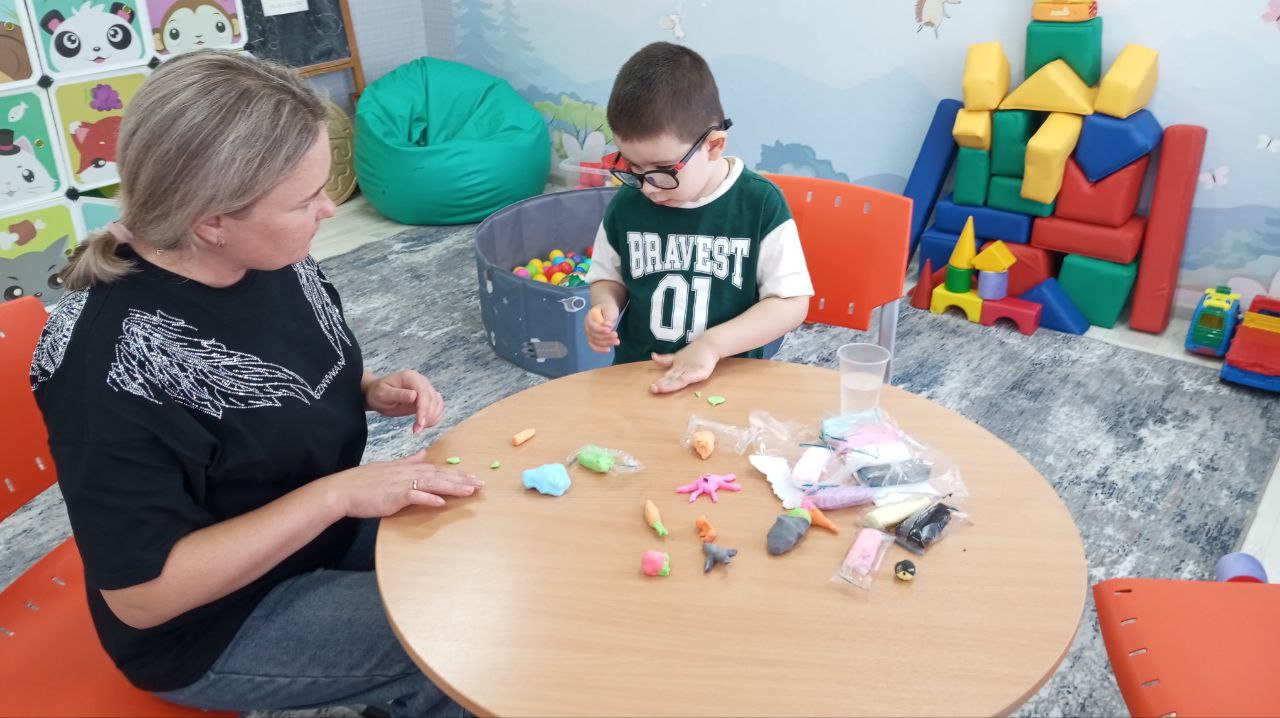 Занятия с детьми с РАС и другими ментальными нарушениями