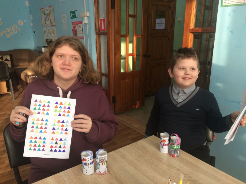 Занятие в клубе «Поверь в себя» для детей с РАС и другими ментальными нарушениями.